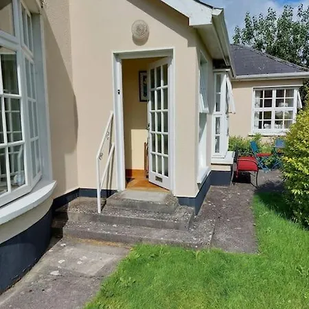 Lily's Place - Up To 4 Persons